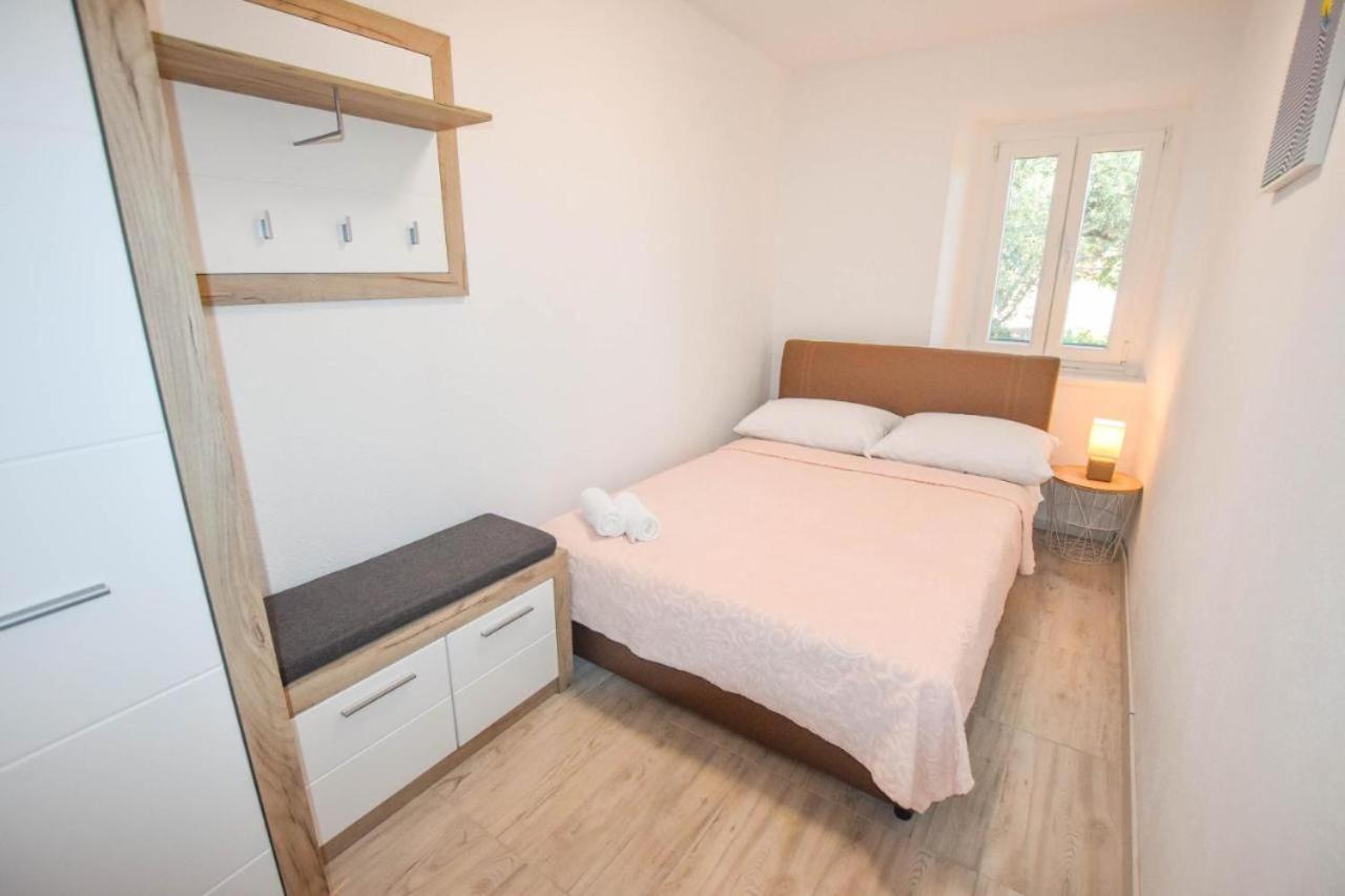 Suite Apartment Toni Poljana  Eksteriør bilde